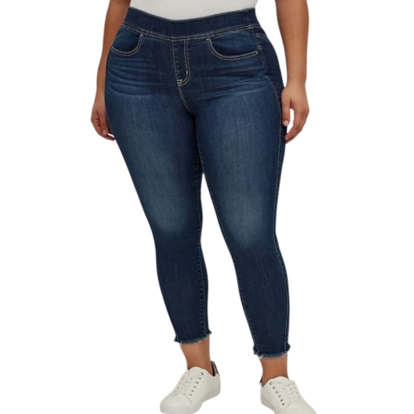 85. Torrid NWT pull-on Super Soft lean jeans 1 Tall, fray hem - Picture 1 of 7